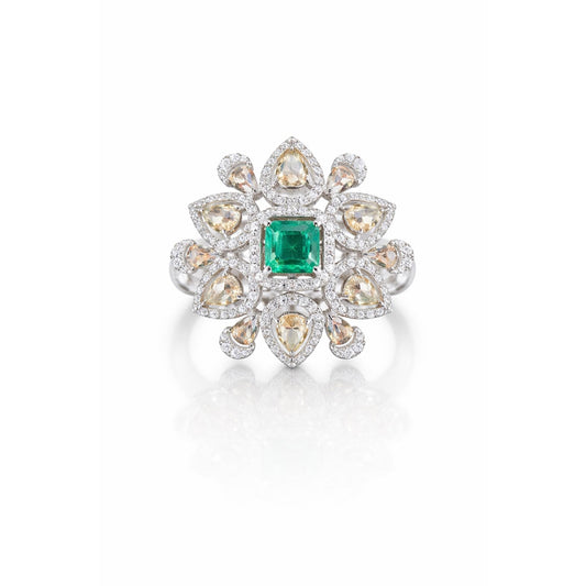 14K Gold Emerald & Diamond Ring